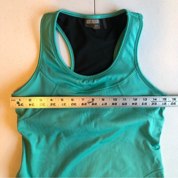 Athleta Women's Green Athletic Tank Top Size M - Picture 3 of 7